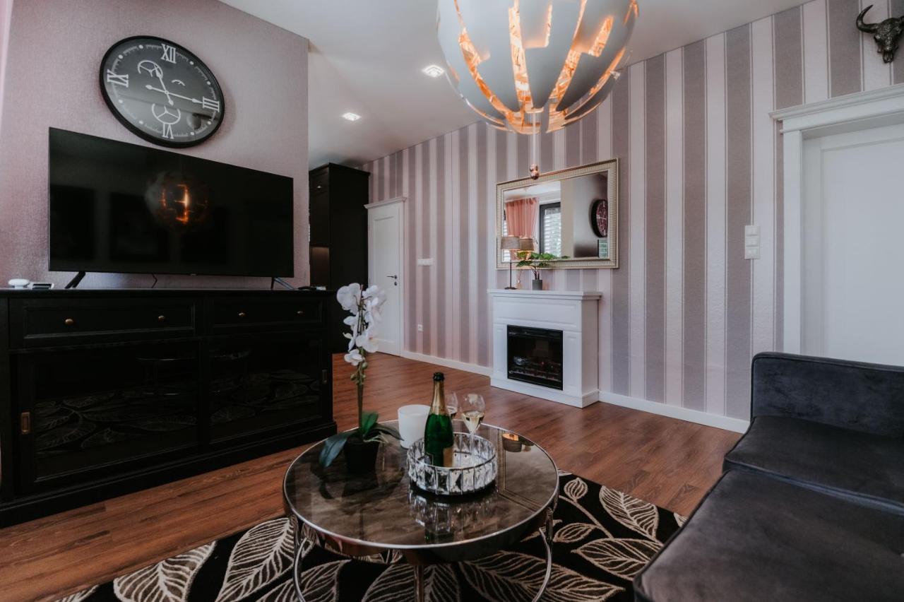 Apartmany Evia Clinic レビツェ エクステリア 写真